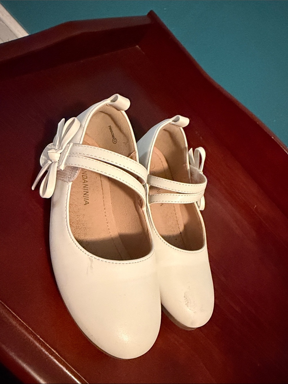 Little girls flats